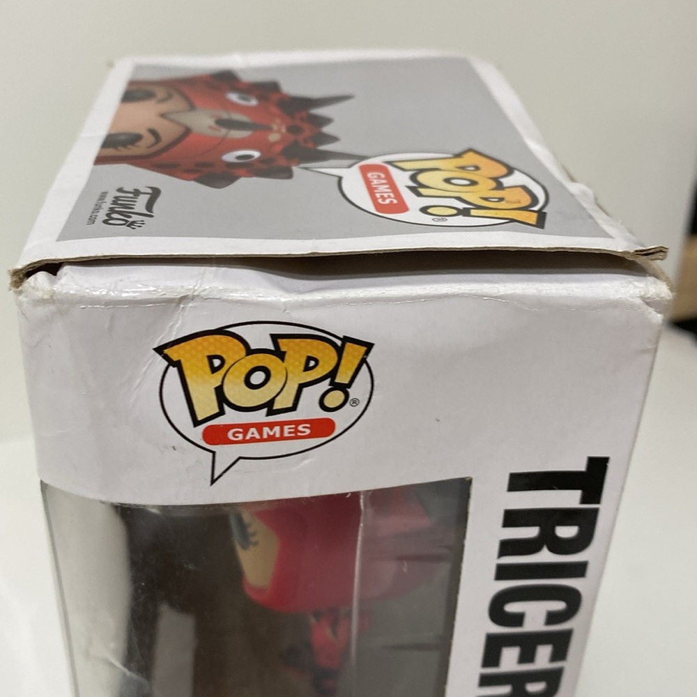 FUNKO POP TRICERA OPS - Picture 5 of 16